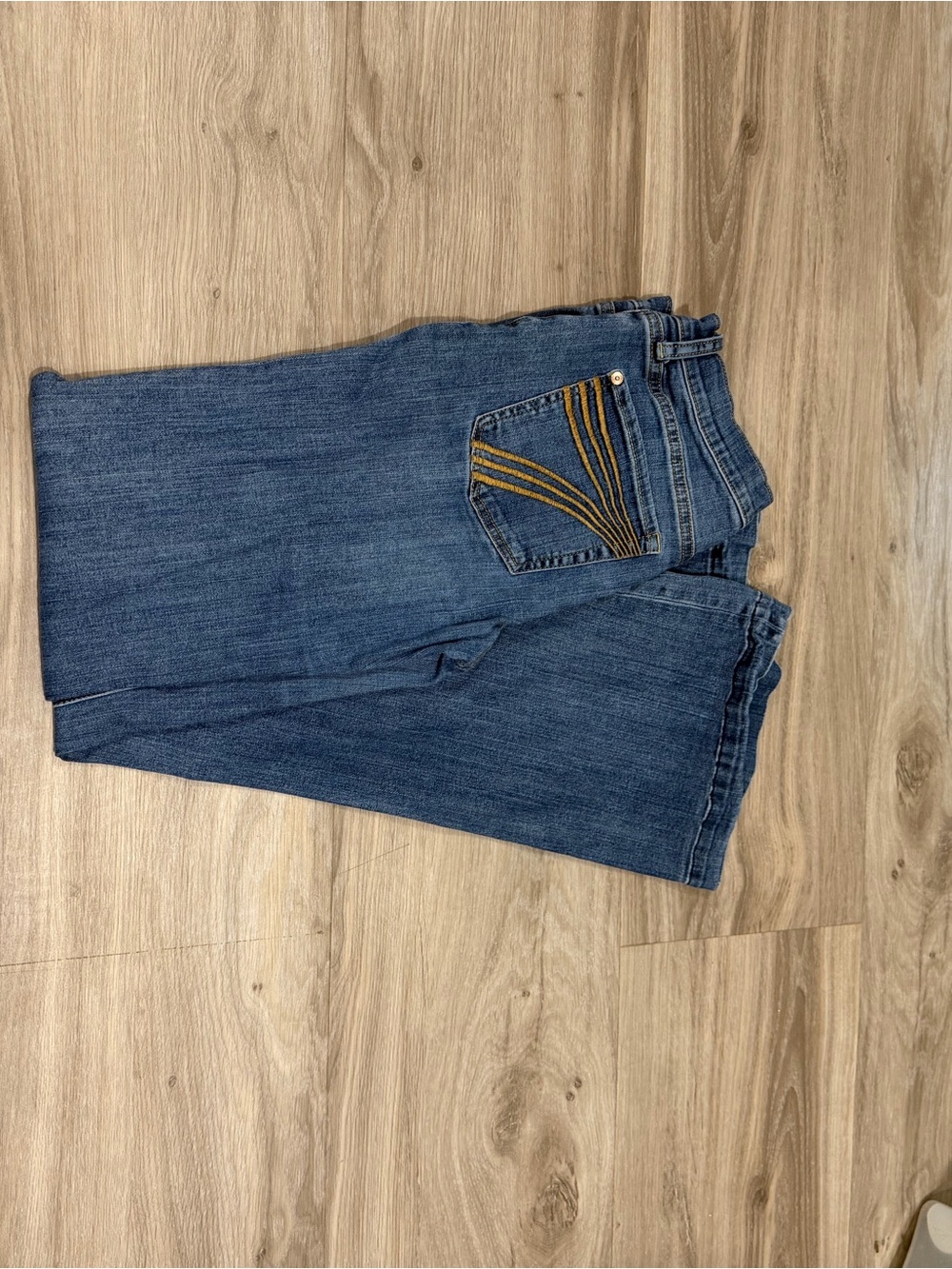 7 For All Mankind Bootcut Blue Jeans with Contrast Pocket Stitching